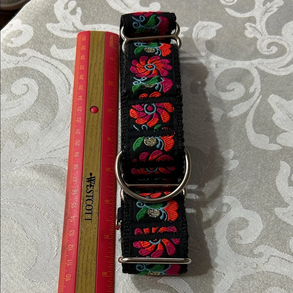 Floral Embroidered Black Martingale Collar - Picture 10 of 10